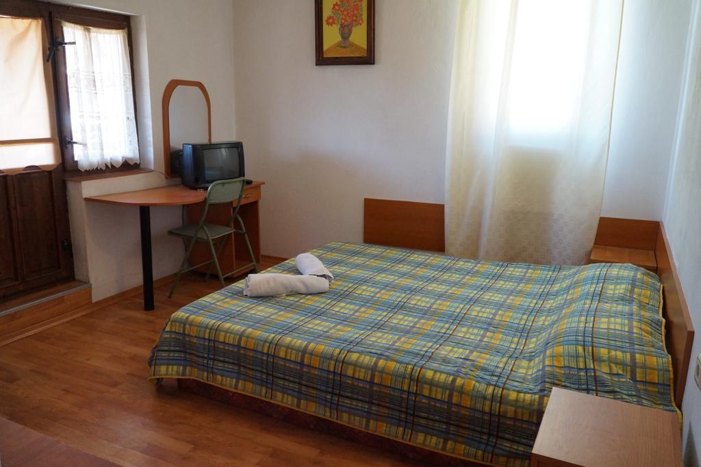 Guestrooms Ross Veliko Tŭrnovo Exterior foto